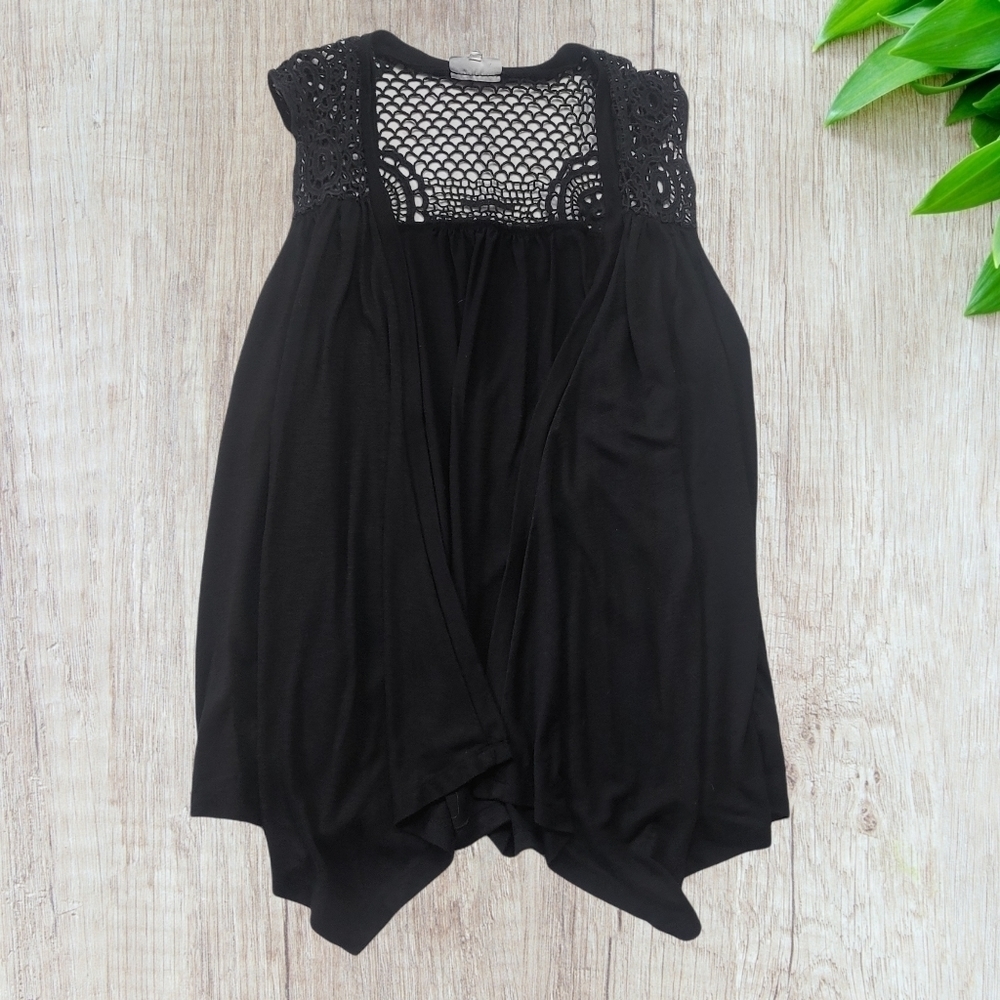 🐸2/$20 Fashion Bug Vest